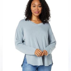 New Dylan size M slate blue oversized faux fur lined fleece casual sweatshirt